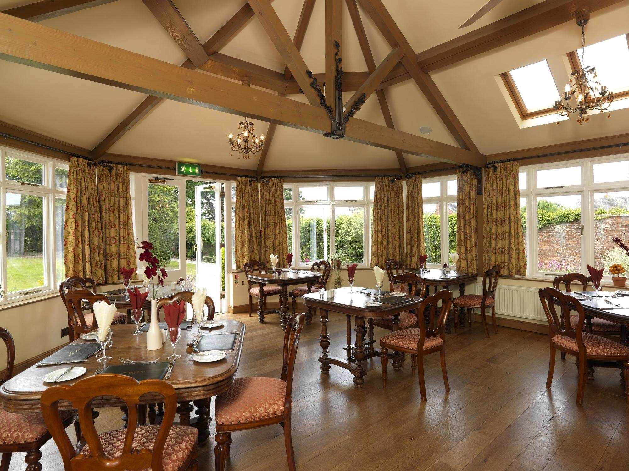 Hotel Old Rectory Wem Esterno foto